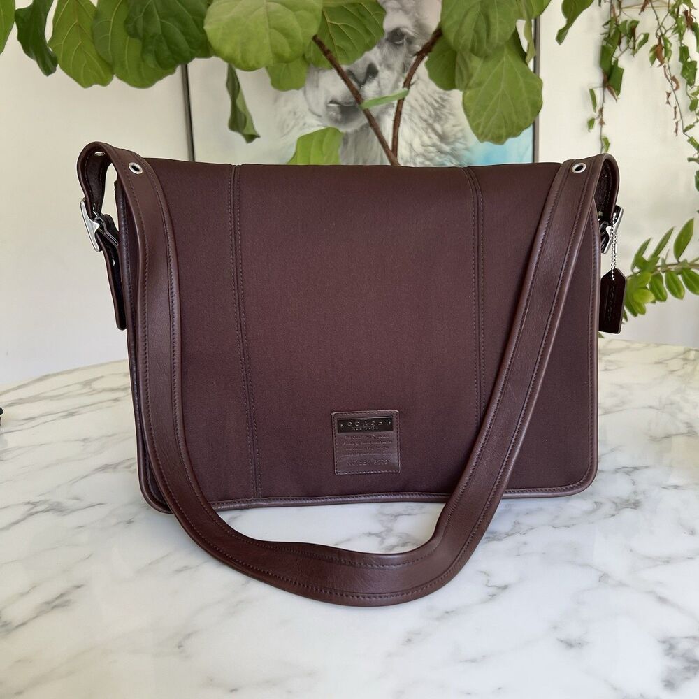 COACH Vintage Neo Mail Bag 6208 Neoprene Leather Mahogany Messenger Crossbody